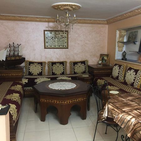 شقة توجد وسط مدينة طنجة و تتوفر على كامل التجهيزات الضرورية خاصةبالعائلات المظهر الخارجي الصورة