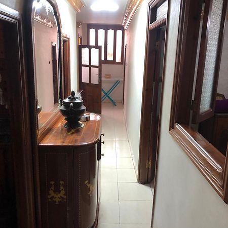 شقة توجد وسط مدينة طنجة و تتوفر على كامل التجهيزات الضرورية خاصةبالعائلات المظهر الخارجي الصورة