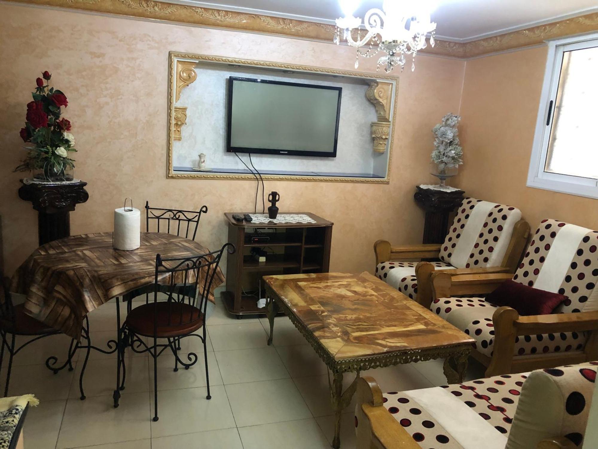 شقة توجد وسط مدينة طنجة و تتوفر على كامل التجهيزات الضرورية خاصةبالعائلات المظهر الخارجي الصورة